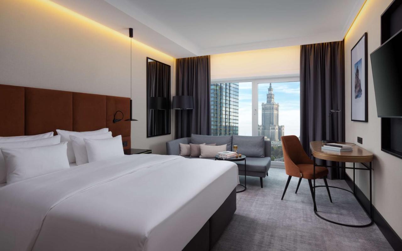 Radisson Collection Hotel, Варшава Екстериор снимка A room at the Warsaw Chopin Airport