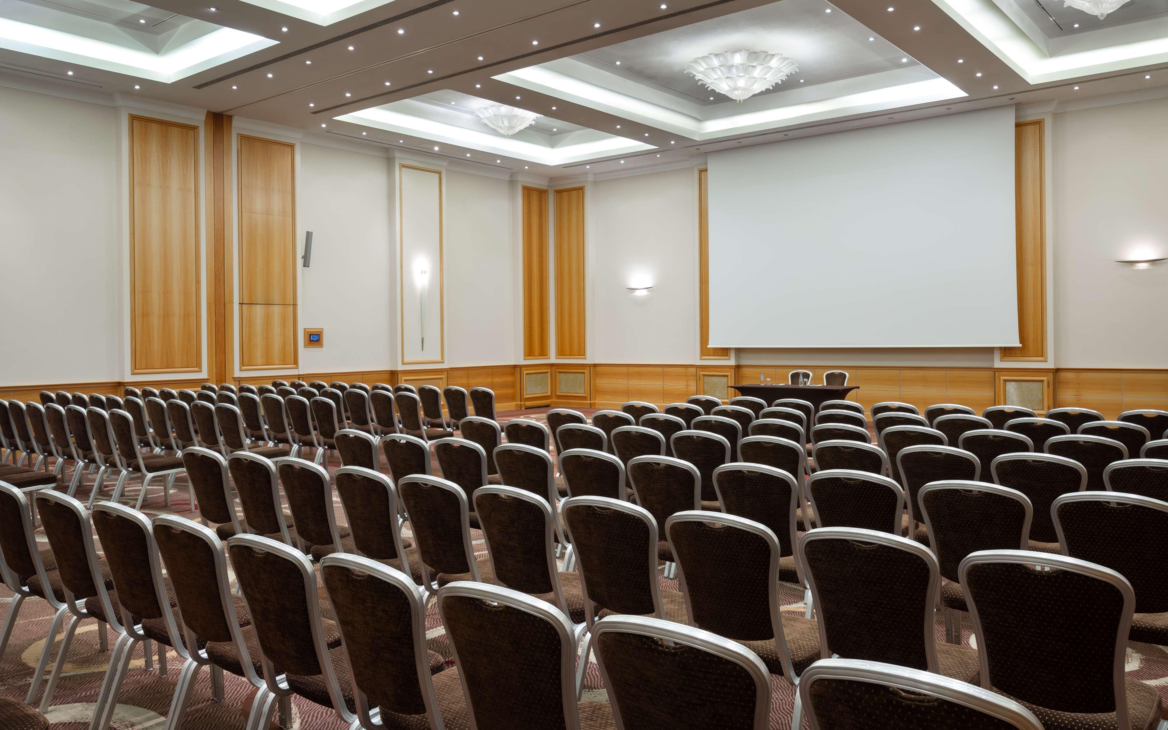 Radisson Collection Hotel, Варшава Екстериор снимка The conference hall